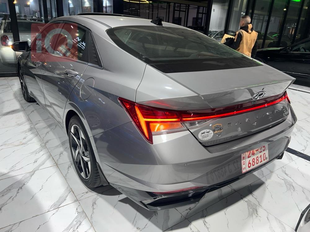 هیوندای ئەلەنترا